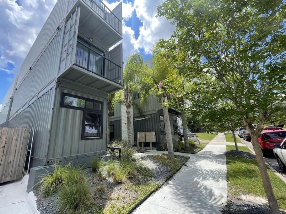 Hip Container Apt - 5 Min Walk To Tiaa Bank Jacksonville Eksteriør billede